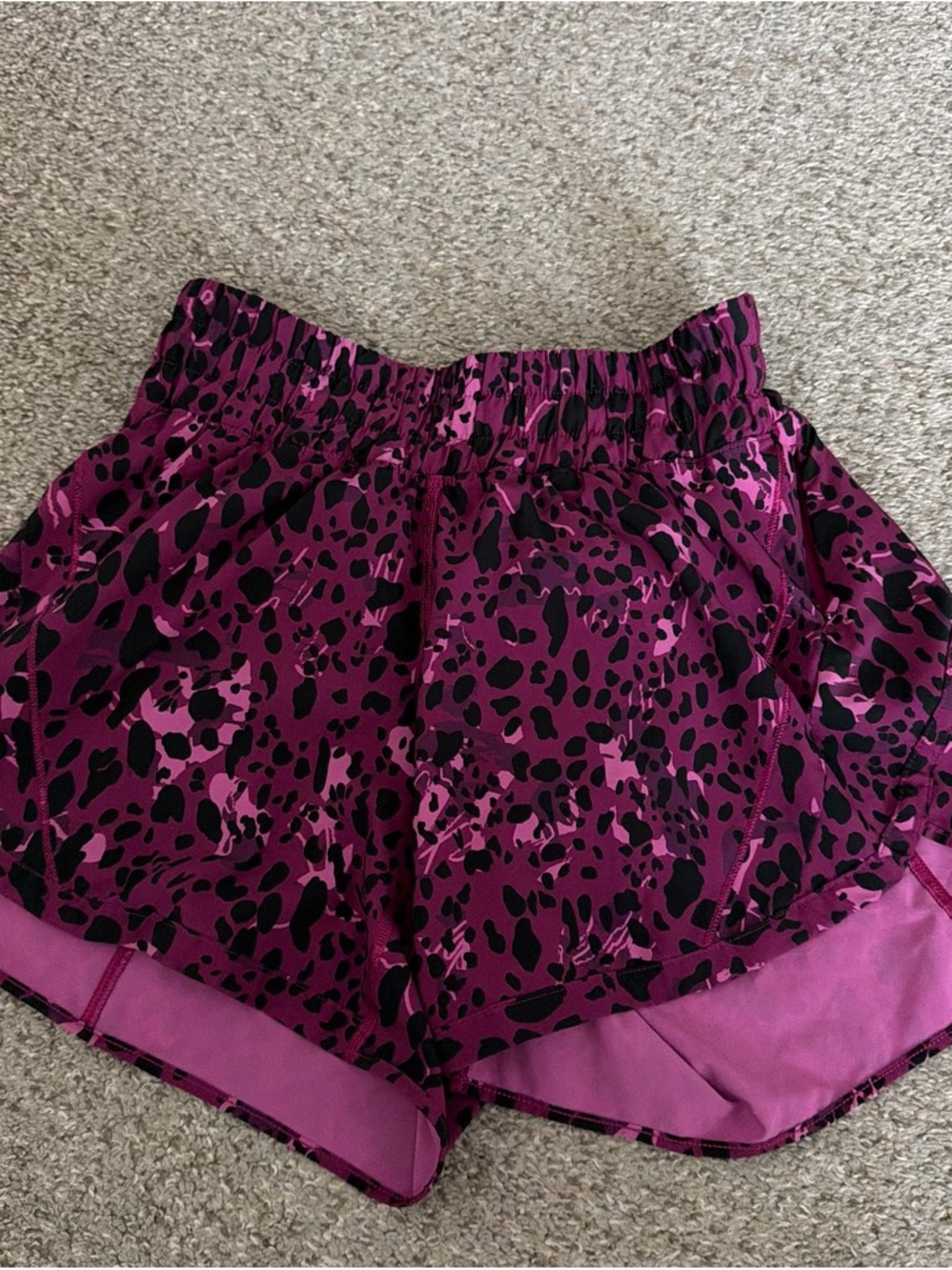 Lululemon Hotty Hot Shorts Purple Leopard Print Size 6